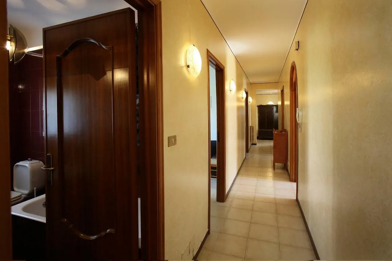 Terrazza Sull'Etna Holidays Apartment タオルミーナ